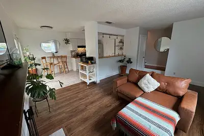 Image de Cozy Pet-Friendly Condo in South Austin