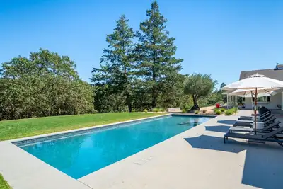 Image de Dry Creek Wonderland | Private Farm Estate in Wine Country