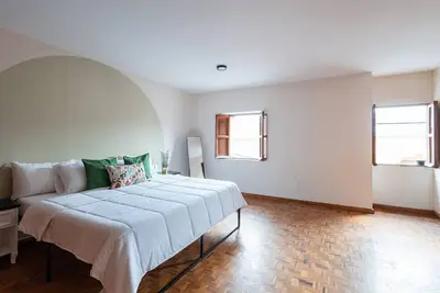 Image de Beautiful House in Historic Center | 5 bedrooms + Parking