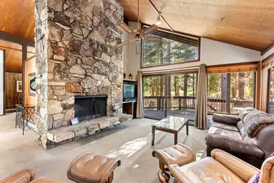 Image de Summit Pine Lodge at Northstar
