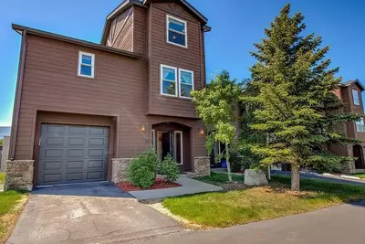 Image de 3-bedroom 6 month winter rental townhome in Dillon