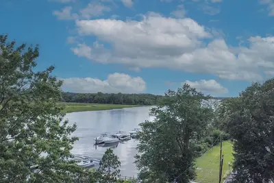 Image de Beautiful Cottage with Water Views - 2 Bedrooms