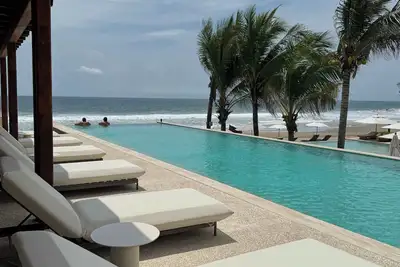 Image de Cauma – Minimalist Elegance by the Beach