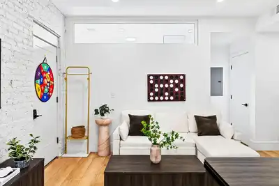 Image de Brookline Haven | Rooftop + Deck + Game Room +T