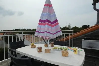 Image de Appartement central à Notre-Dame-de-Monts avec balcon et animaux acceptés