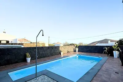 Image de 12 min walk from Lagomar Museum! Ideal to enjoy your pool with your family.