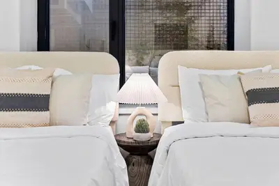 Image de Brookline Lux | Rooftop Fenway T Bu Bc Simmons