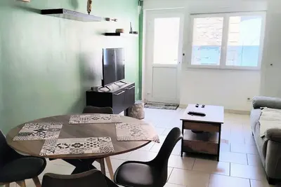 Image de Maison  Aimargues 20 Mn De  Mer Ideal Pour Vacances Ou Deplacement Professionnel