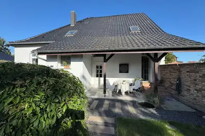 Image de Bright 3-room apartment in charming villa with inner courtyard - Discover Rügen