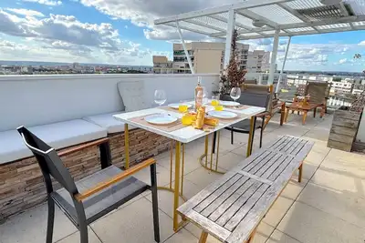 Image de Le Penthouse Pesaro L