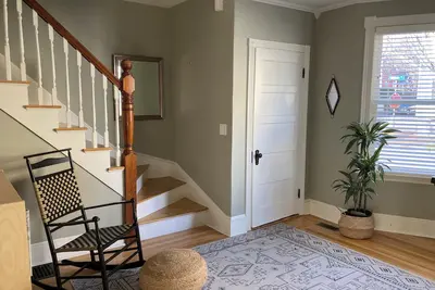 Image de Winter rental - Bright and charming townhome atop Munjoy Hill. 11/1/25- 5/31/26