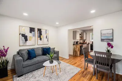 Image de Cozy Luxury 2br Apartment w/ Free Parking – Near Downtown Birmingham