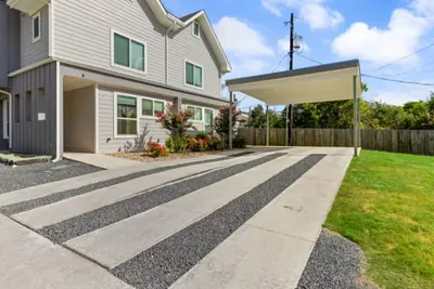 Image de Trendy 4br Oasis, Central Spot, Relax & Explore