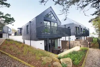 Image de Secluded two bedroom apartment