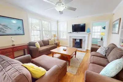 Image de Family Time Tybee Vacation Rentals