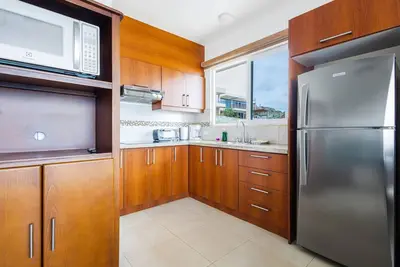 Image de Beso del Sol - \"Briza\" 2-Bedroom Beachfront Apartment