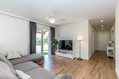 Image de Comfortable Home with Terrace near Santa Cruz