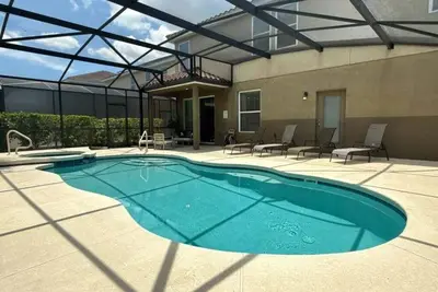 Image de Solterra Resort 443 - Six Chambres Villa, Couchages 14