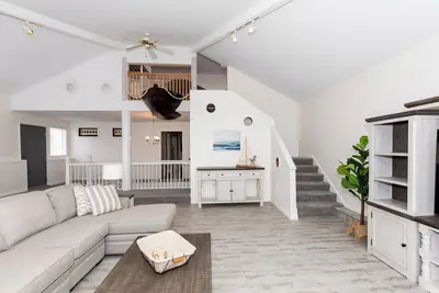 Image de WaterFront + Private Dock + View of Cedar Pt/Close to Sports Force and Kalahari