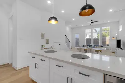 Image de Spacious 4b/3ba Houston Home