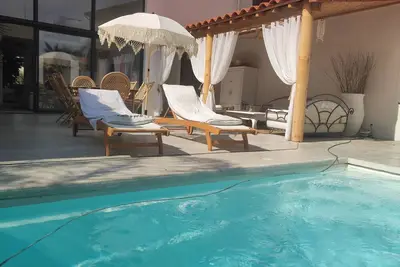 Image de Maison 6 pers, 3 chambres, 2 Sdb, 3 Wc, piscine, Clim et moustiquaires.