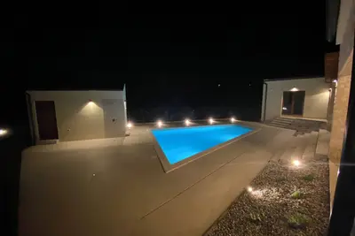 Image de ♥♥♥Croatia//Istria 4 room villa with heated pool, 15 min to the beach♥♥♥