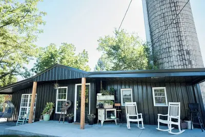 Image de The Hickory Chicken \"Hard to find, worth the search\"