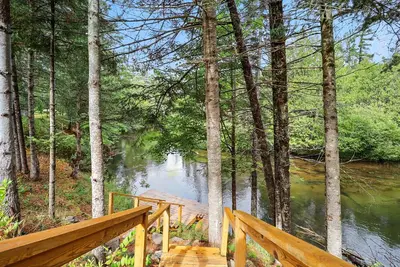 Image de Cedar Crest: Summer Fun on the Manistee River - 2 Cabins, 1 Perfect Summer Escape