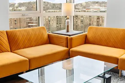 Image de Modern Penthouse 2br 2ba Stunning Lake Views