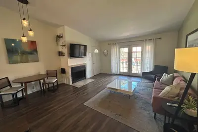 Image de Located in a gated community - calm and welcoming perfect for a quiet time away.