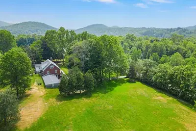 Image de Marvelous 6-bedroom house with Ac in Monroe