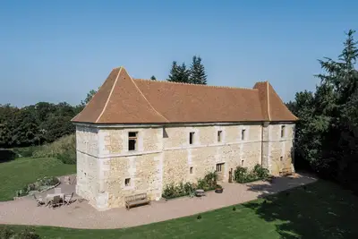 Image de luxury Medieval Manor rated 5 stars in Normandy