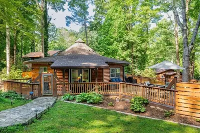 Image de A Round the Glen -Unique 2br, 2ba, Fenced Yard, Firepit