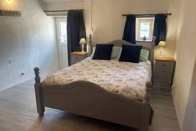 Image de Chambre du Jardin - Chambre d'hôte, salle familiale (1 à 4 couchages)