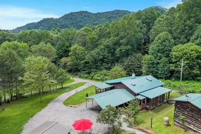 Image de Dogwood Cabin in Clyde - Perfect for a cozy getaway