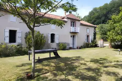 Image de Blousson, longère du gers