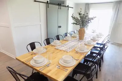 Image de Secluded Modern Farmhouse on 3 Acres - 4m. from all things Chickasha