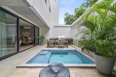 Image de Family-Friendly 2br in Tulum w/ Private Pool, Patio & Gym