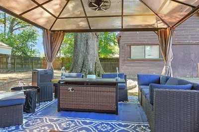 Image de Outdoor Oasis! Connected to Green Line  & Shelby Farms