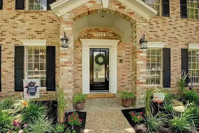 Image de Fabulous 5-bedroom house /private Pool in Houston a few minutes from the airport