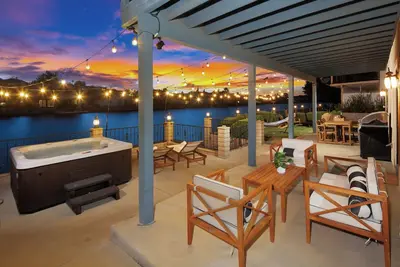 Image de Lakeside Retreat Hot Tub, Fire Pit, 4br/3ba