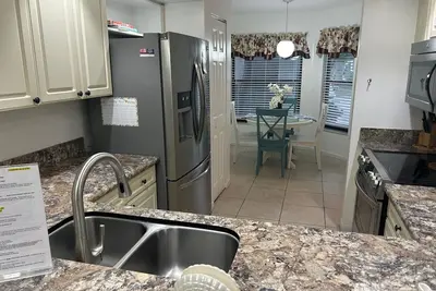 Image de 4103 Beautiful 2-bed, 2-bath Bradenton condo close to Beaches and Img