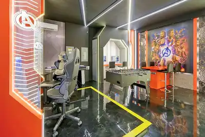 Image de Gorgeous 12 bedroom/11. 5 bath/Theater/Sleeps 30/Game Rm/ 15 mins to Disney Parks