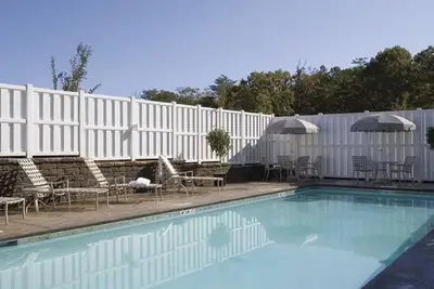 Image de Relax in a Spacious Room w/ Mini-Fridge Near Shenandoah National Park