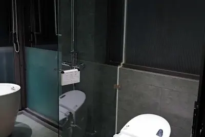 Image de 3-bedroom hotel in lovely Westlake view in the heart of Ha Noi