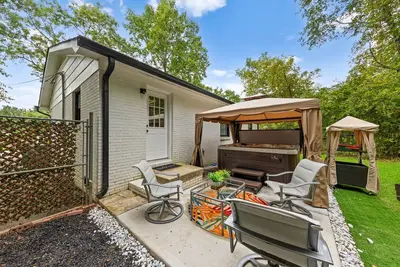 Image de Premium 3b Remodeled Home w Hot tub