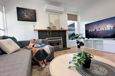 Image de KozyGuru | 3br Close to Vic Uni and Footscray Hosp