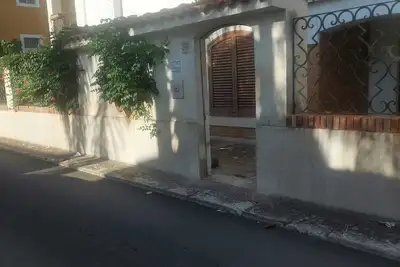 Image de Villa Fiorenza, apartment in villa with garden view.