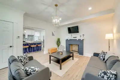 Image de 4 Mi to Dtwn: Pet-Friendly Home in Pittsburgh