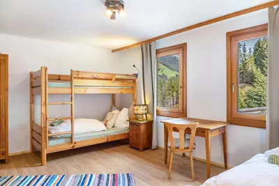 Image de Chambre '5' avec vue sur la montagne, terrasse commune et Wi-Fi
